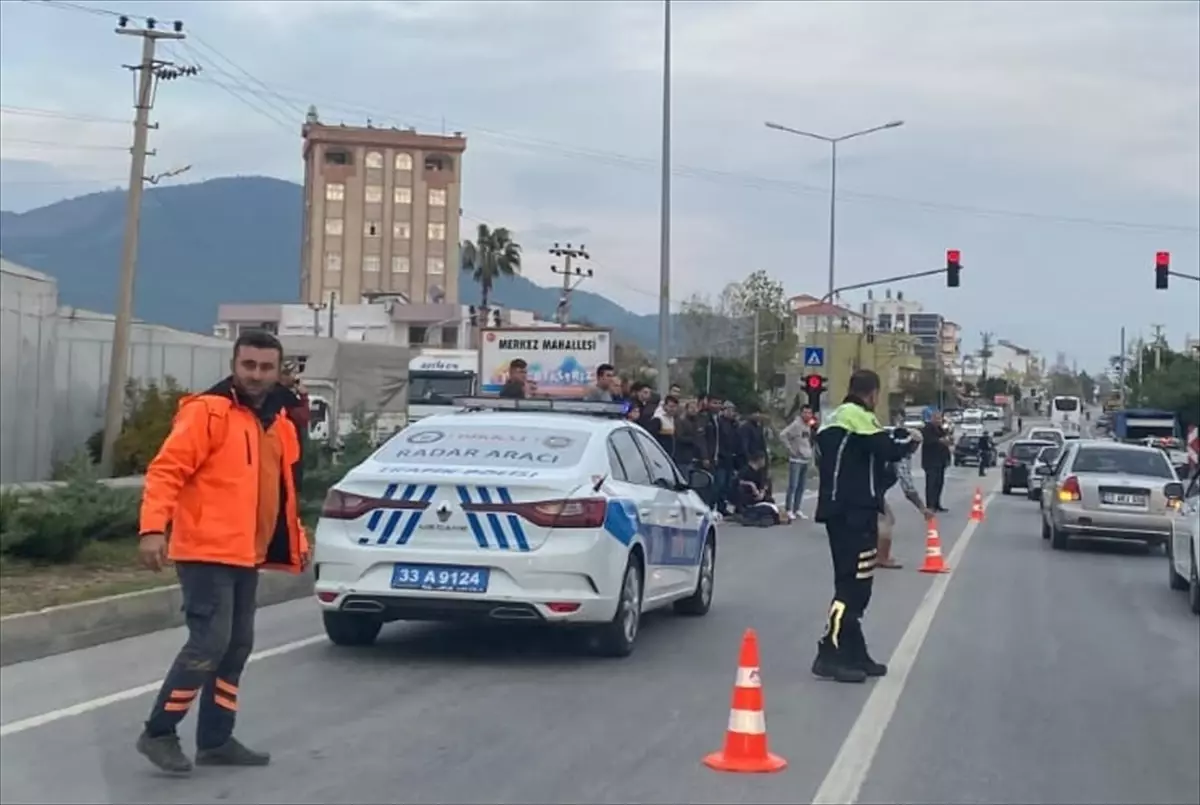 Mersin’de Elektrikli Bisiklet Kazası