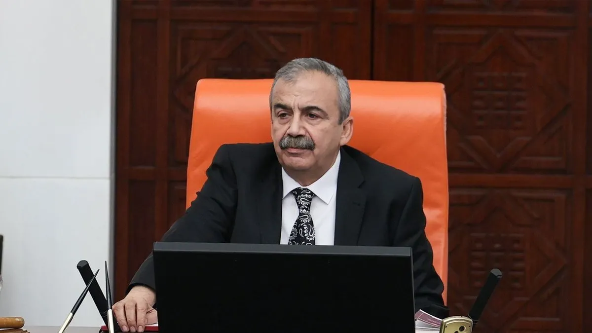 SON DAKİKA | Sırrı Süreyya Önder’in sağlık durumu nasıl? DEM Parti’den yeni açıklama